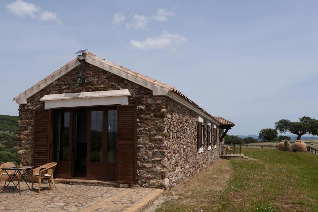 Finca La Alcolehuela En Parque Natural De Despenaperros Santa Elena Bagian luar foto